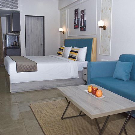 Urban Suites By Blusalzz, Jaipur - Rajasthan ภายนอก รูปภาพ